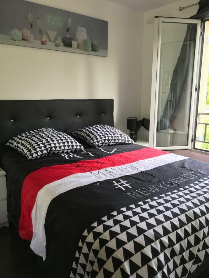 Chambre D'Hotes Proche De Disneyland Et Pas Loin De Paris Bussy-Saint-Georges Bagian luar foto